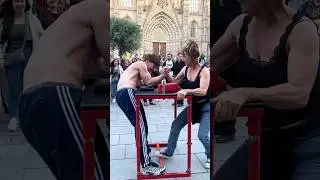 She EASILY Beat him in Armwrestling (24david24_)