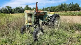 Трактор John Deere 