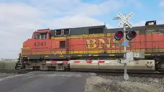 BNSF 4341 Leads Intermodal West | Clapp Rd. Railroad Crossing, Clyde, OH