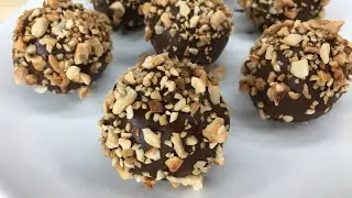 HOMEMADE FERRERO ROCHER | EASY SNACK | HOMEMADE FERRERO ROCHER CHOCOLATE RECIPE SIMPLE TO MAKE