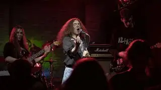 The Spectators - Moonwalk Dancer (Live)