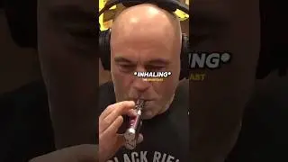 Joe Rogan tries a vape fist time #comedian #joerogan #podcast #jreclips