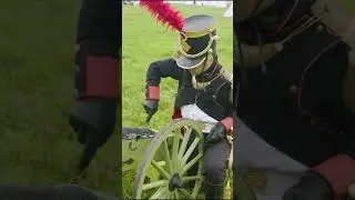 This Is How Napoleon&rsquo;s Cannons Were Loaded and Fired