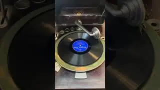 &ldquo;Singing in the Rain&rdquo; by Jack Miller. #1910s #1920s #78rpm #gramophone #classic #goodolddays