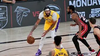 NBA INSTANT KARMA Moments