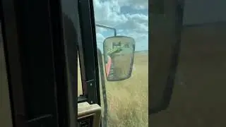 Cutting hay with a jd 625 moco
