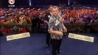 Gary Anderson vs Wayne Mardle Part 1 - 2007 International Dart League - 1st Round
