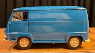 Renault Estafette 1:18 Diecast Model