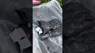 Trying out my Gerbing xtreme urban 12v battery heated gloves #shorts