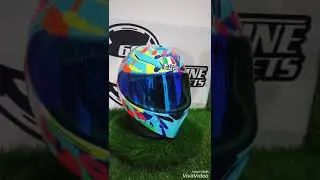 Helm AGV K3 SV Misano Hands