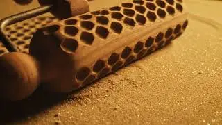 Rolling Honeycomb Patterns in Golden Sand #sand #pattern #satisfying #art