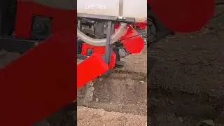 Self-propelled transplanter