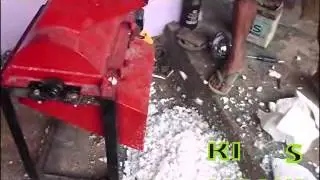uji coba mesin penghancur atau penggiling busa, gabus, dll