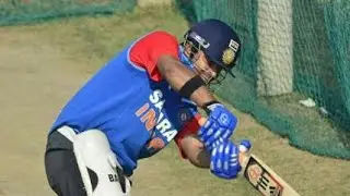 CRICKETER SURESH RAINA NET PRACTICE || INDIAN CRICKETER || LEFT HAND BATSMAN RAINA | SIXES AND FOURS