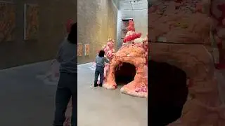 BTS: Mountains of Fluffiness | Ayako Rokkaku at K&Ouml;NIG GALERIE #contemporaryart #behindthescenes