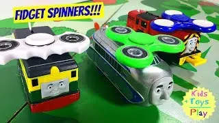 Fidget Spinners for Kids | Fidget Spinner Tricks vs Thomas the tank engine trackmaster