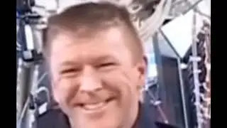 Mark Zuckerberg speaks to the ISS meme