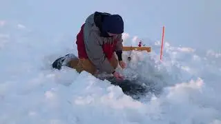 Wind Lake Crappie - Tip-up Ice Fishing