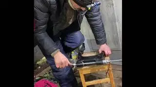 Remove and install bearings into rear swingarm.Harley Davidson FLHT 08