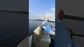Pontoon Boat: Find Premium For Top-Quality Boating Experience