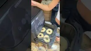 Greek yogurt bagels!!🥯#cooking #baking #shortsfeed #youtuber #viralvideo #surprisevlog