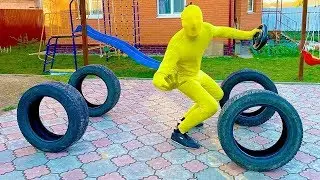 Yellow Man turned wheels into Russian Mini Cooper VS Mr. Joe cooked sausages on hood car 13+