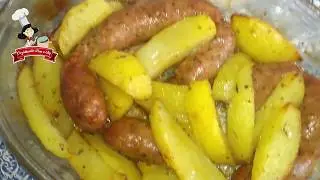 Linguiça de frango com batatas no forno