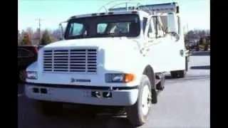 1999 International 4700 Mulch/Bark Blower Truck