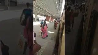 Train halts at Kasara station!!!!