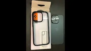 iPhone 15 Pro Case - Spigen Ultra Hybrid polycarbonate