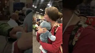 Experience the Full-Body Hugs of a Weighted Hugimal