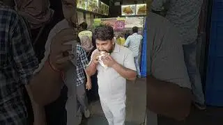 Sunday Enjoy Kunj Vihar Wada Pav Thane Market Mumbai #KAMLESHVLOG