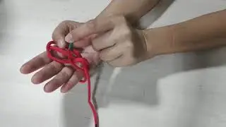 How to tie a Chinese frog button by SEW FUN