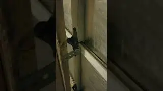 Hurricane garage door brace