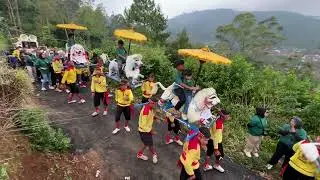 BEGINILAH SUASANA ARAK ARAKAN BENJANG MEKAR BUDAYA DI PALINTANG