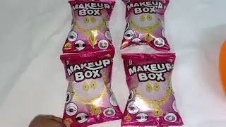 Lots of free gift inside Makeup Box |