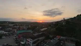 Sobrevoando Quipapá no Pôr do Sol: Imagens Aéreas em 4K