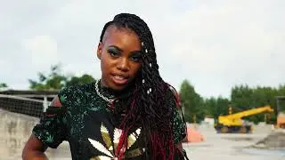 JULIA - CAN'T LET IT GO (OFFICIAL VIDEO)