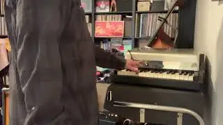 Fender Rhodes Piano Bass Silver Sparkle Top USA
