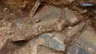 Archéologie: des graffitis de 2000 ans découverts à Chartres.