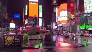 ⁴ᴷ⁶⁰ Walking Empty Times Square in the Rain Early Morning (5:07AM)
