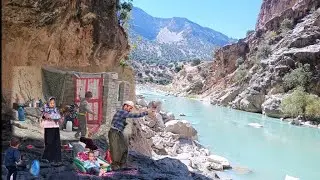The turbulent life of nomads: how to find happiness in hardships?