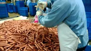 how to separate the tied sausage