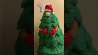 Christmas Robots 2025 - Giant Norbert the Singing Christmas Tree