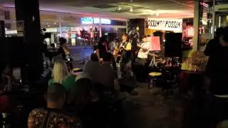 Ossum Possum live @ The Beat