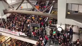 8-Nov. Spanish train AVE in Girona. Strike for the Catalan political prisoners and the Republic