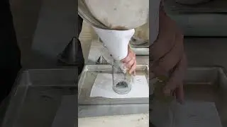 Calculating sand density with a pycnometer