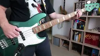 U2 - I Still Haven't Found What I'm Looking For (Live Paris 05) -  (Bass cover)