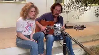 &ldquo;River&rdquo; by Joni Mitchell | Alice Howe & Freebo