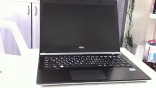 Fujitsu Ultrabook 13 3 UH522